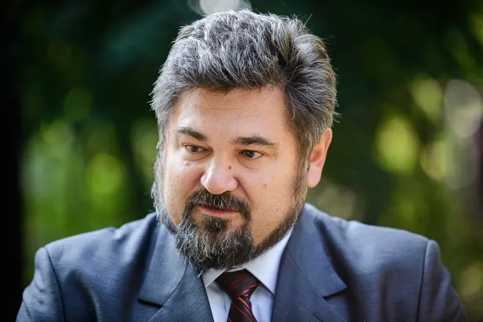 a6673dc3-9a19-583a-b724-41fb77630813